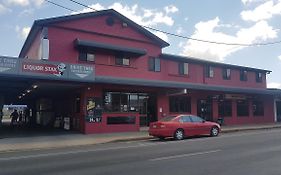 Sarina Hotel